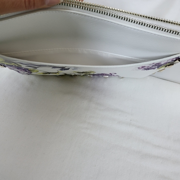 White‎ House Black Market White Purple Hydrangea Studded Wristlet Clutch New - Picture 6 of 10